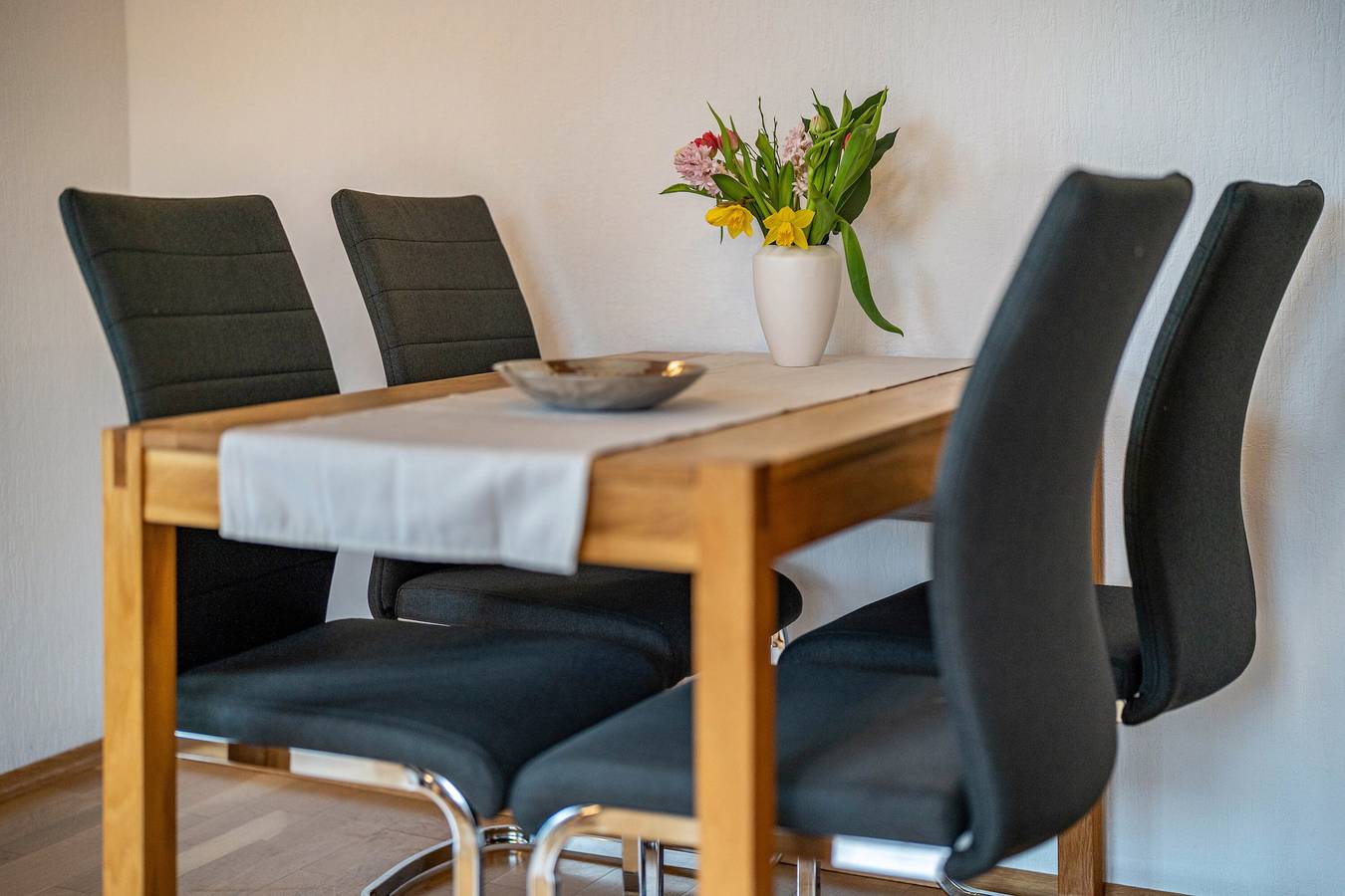 Apartamento entero, Apartamento 'Ferienwohnung Schwarzwald' con vistas a la montaña, terraza compartida y Wi-Fi in Baiersbronn, Selva Negra Central