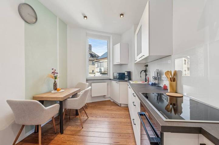 Ferienwohnung für 5 Personen, mit Balkon in Wiesbaden