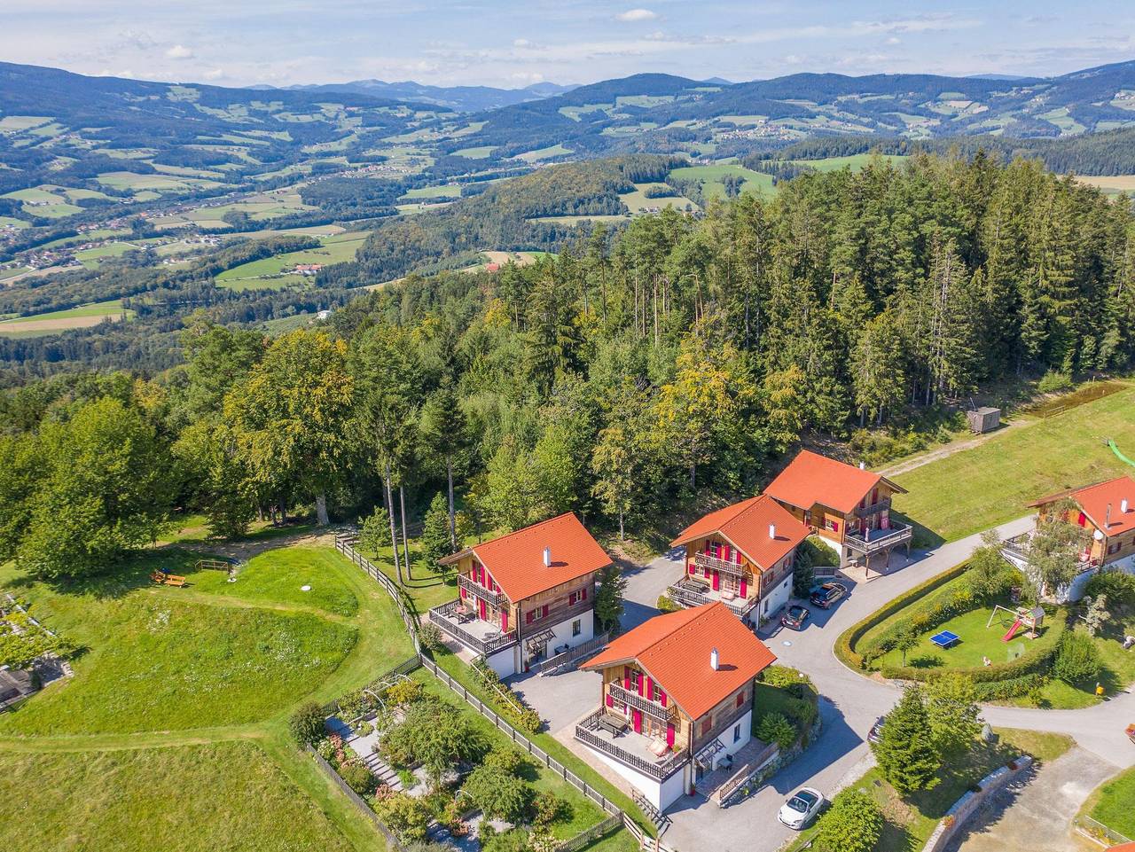 Ganze Ferienwohnung, Feriendorf Pöllauberg - Ferienwohnung in ruhiger Lage, Garten - 1 Sz in Pöllauberg, Steirerland