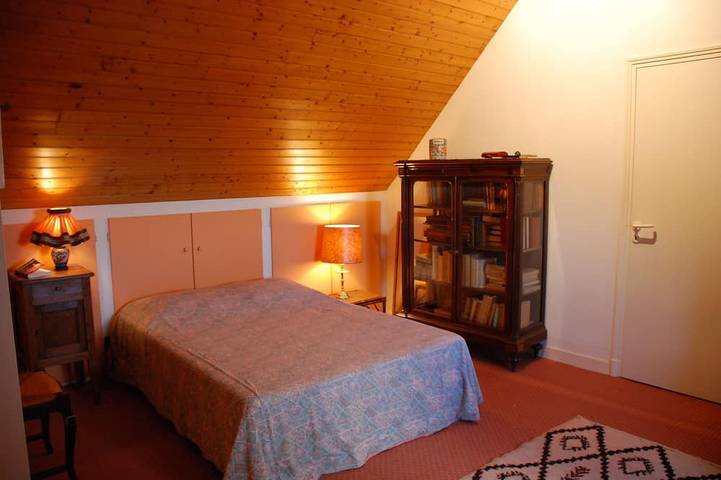 Location de vacances pour 8 personnes, avec terrasse et jardin à Douelle (Lot) - 4