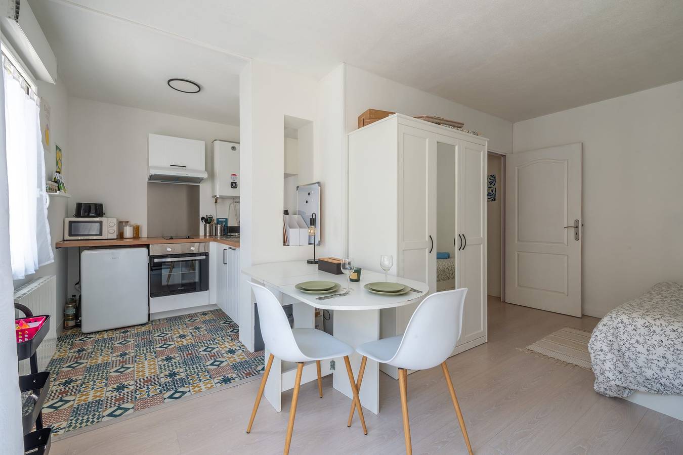 Ganzes Studio, L'Evain - 800m centre - 850m gare in Angers, Loire-Tal
