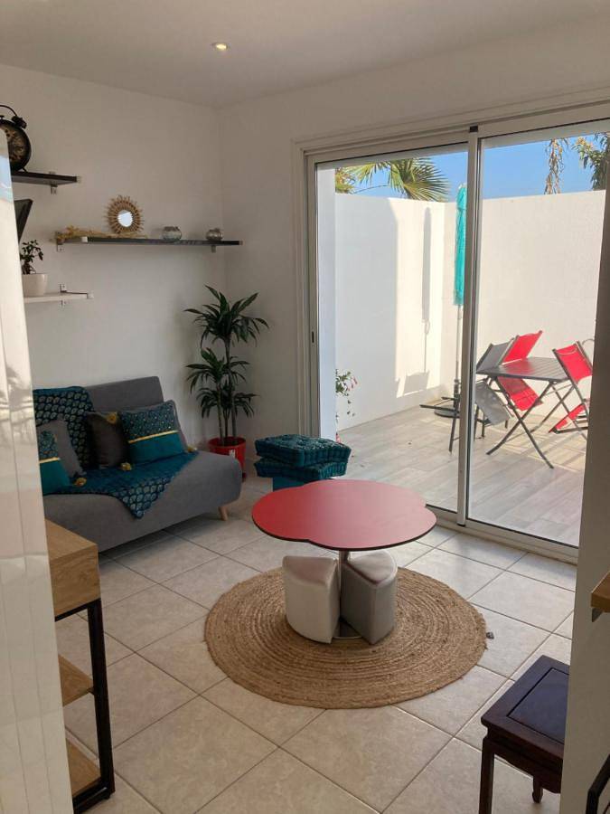 Location de vacances pour 2 personnes, avec terrasse à Périgny