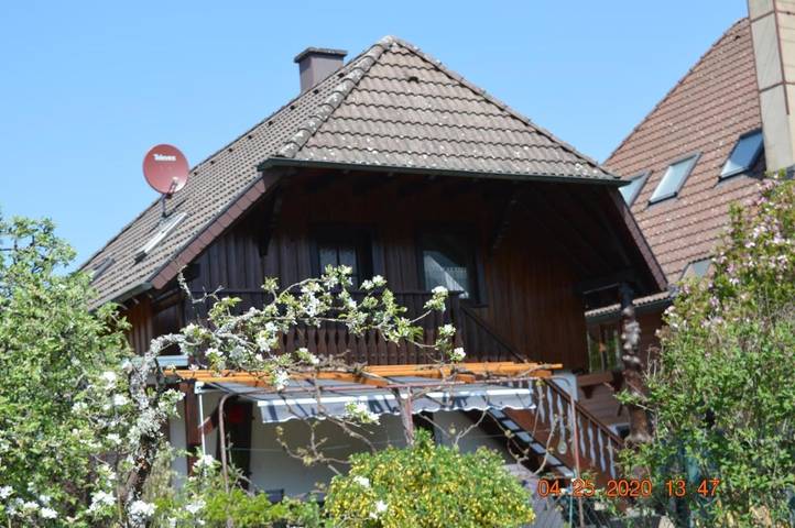Ferienwohnung für 2 Personen, mit Balkon und Ausblick in Gutach (Schwarzwaldbahn)
