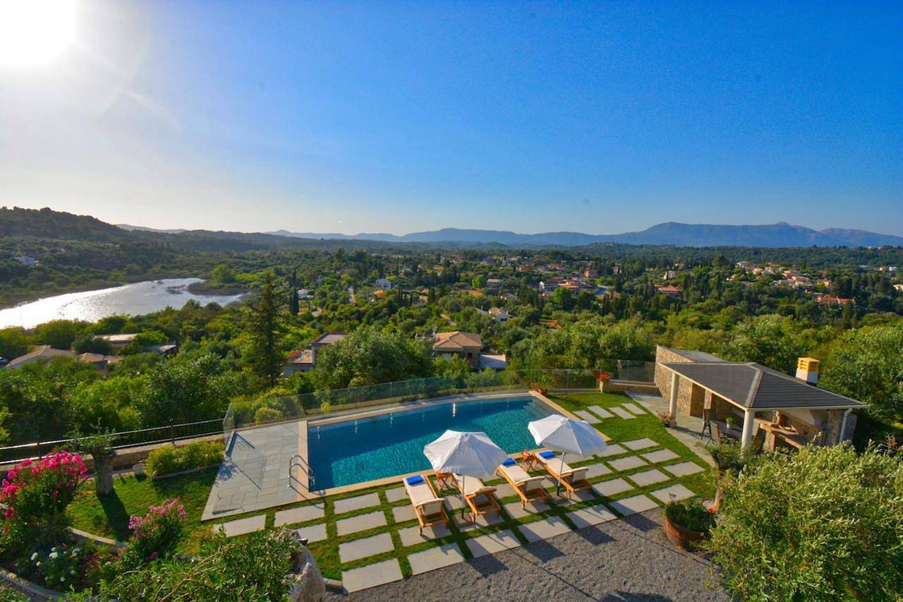 Villa Caesar in Άγιο Ιωάννη (Κέρκυρα), Κέρκυρα