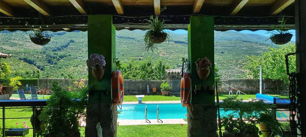 Chalet para 5 personas, con vistas además de piscina y jardín en Valle del Jerte - 3
