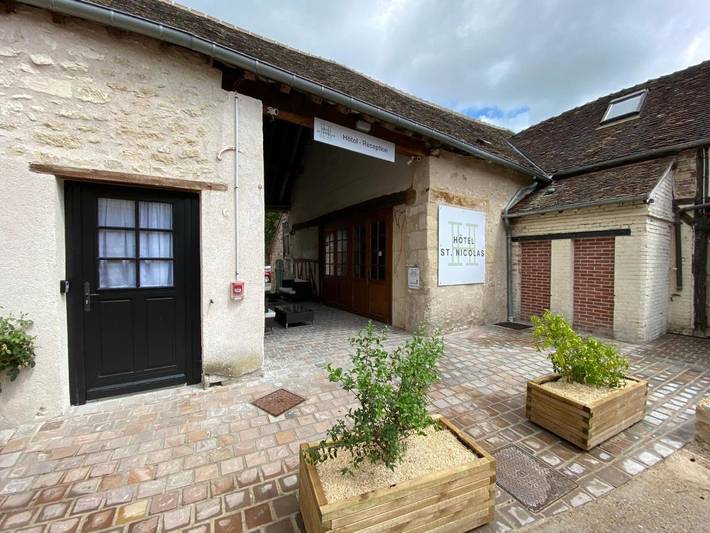 Hôtel pour 4 personnes, avec jardin à Chaumont-en-Vexin - 2