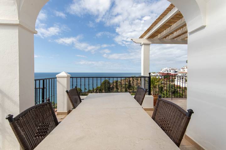 Villa pour 4 personnes avec terrasse in Torrox Costa, Torrox