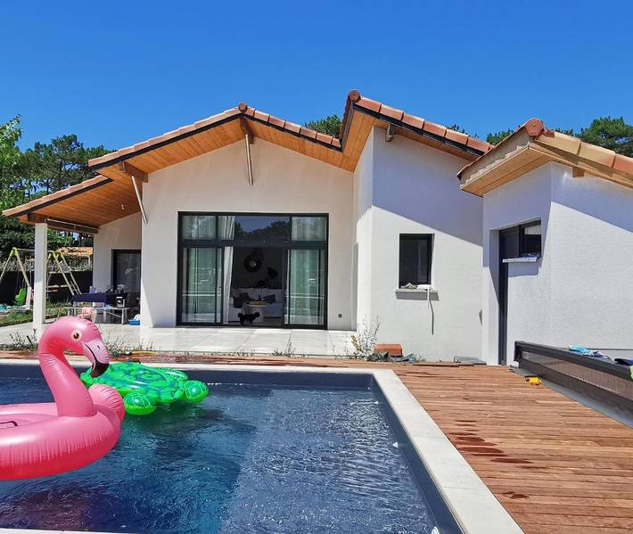 Villa pour 9 personnes, avec piscine et jardin