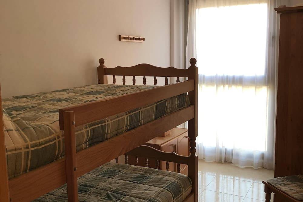 Apartamento entero, Acogedor Apartamento A 50 M De La Playa con Wifi in Tierras del Ebro, Delta del Ebro