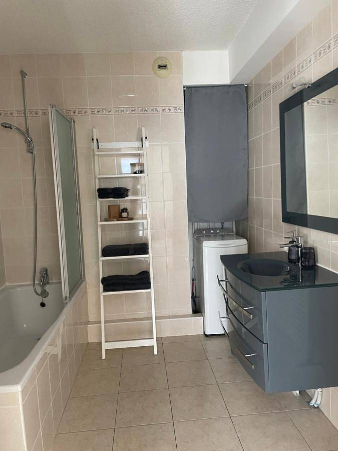 Gîte pour 4 personnes, avec terrasse à Audun-le-Tiche - 3