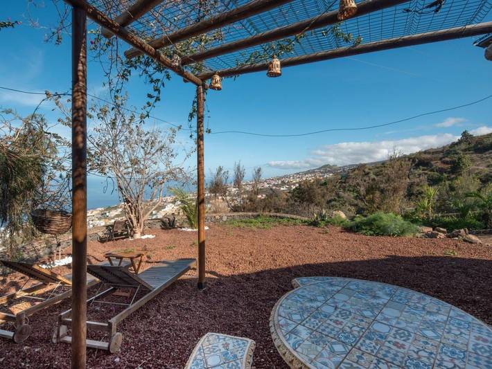 Casa rural para 2 personas, con Terraza además de Jardín y Vistas en Santa Úrsula