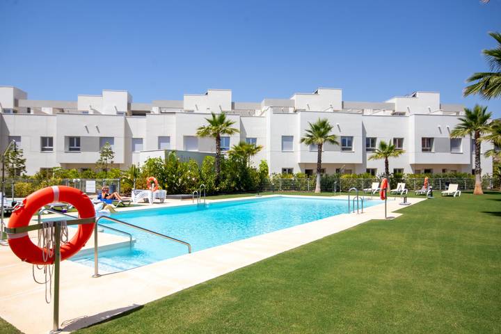 Maison de vacances pour 6 personnes, avec jardin ainsi que terrasse et vue dans La Cala Golf