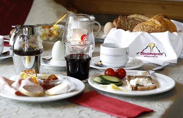 Haus Vierjahreszeiten - Ferienwohnung 11 im Nebenhaus in Bodenmais, Ostbayern