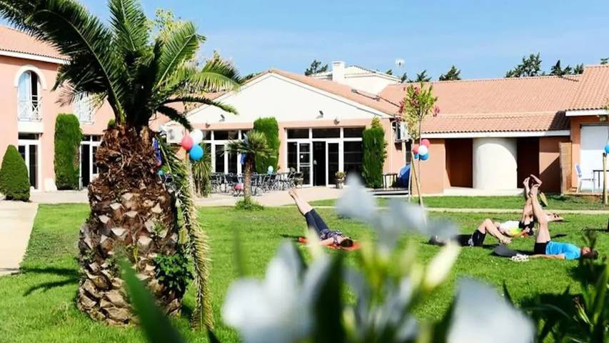 Gîte pour 7 personnes, avec jardin et sauna, animaux acceptés à Saint-Nazaire-d'Aude
