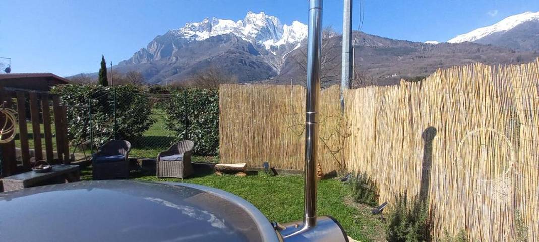 Location de vacances pour 4 personnes, avec jacuzzi et jardin à Capo di Ponte - 3