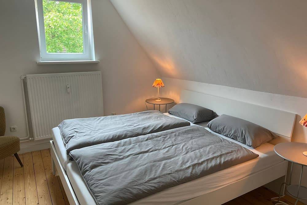 Cozy vacation home under the Schaumburg with a fantastic view of the Weser valley in Rinteln, Landkreis Schaumburg