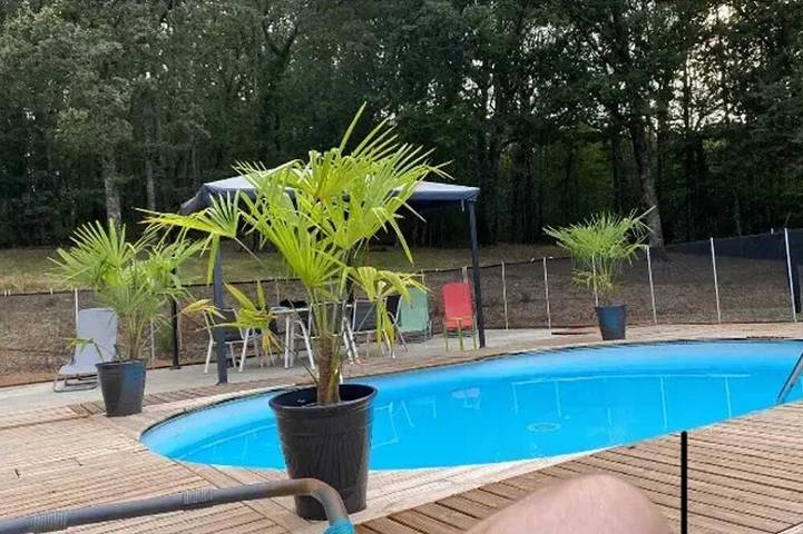 Location de vacances pour 8 personnes, avec jardin à Puygaillard-de-Quercy
