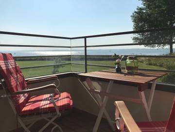 Ferienwohnung für 4 Personen, mit Balkon und Ausblick sowie Garten, kinderfreundlich in Schausende