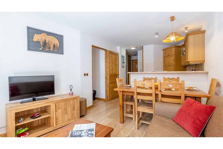 Gîte pour 7 personnes, avec terrasse, adapté aux familles dans Office De Tourisme De Pralognan - 4