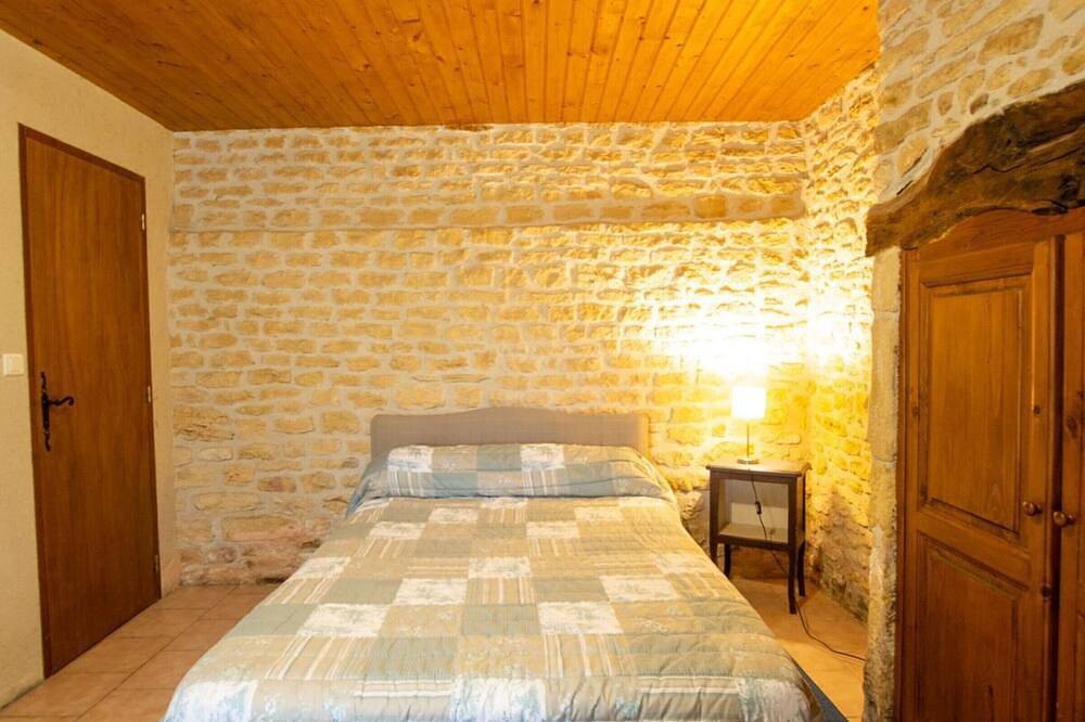 Charmante maison rustique en pierres, proche de Sarlat in Marcillac-Saint-Quentin, Périgord Noir