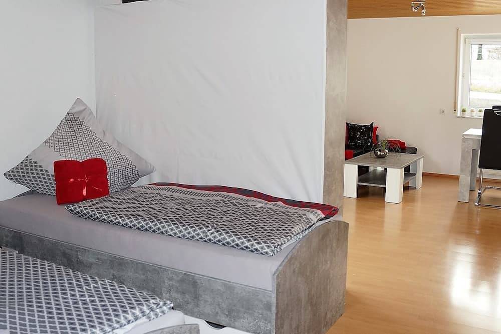 Ganze Wohnung, Ferienwohnung/App. für 5 Gäste mit 70m² in Meckenbeuren (165310) in Ravensburger Spieleland, Meckenbeuren