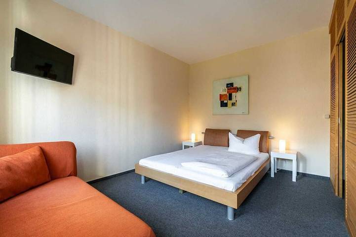 Villa für 8 Personen, mit Sauna und Balkon sowie Garten in Kühlungsborn - 4