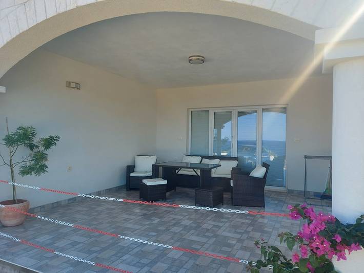 Apartament wakacyjny dla 4 osób w Primošten