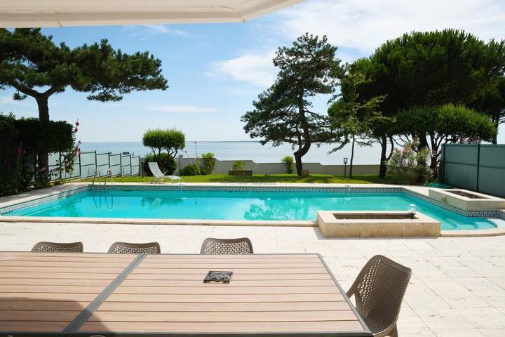 Villa pour 10 personnes, avec piscine et jardin ainsi que balcon et vue à Royan - 3