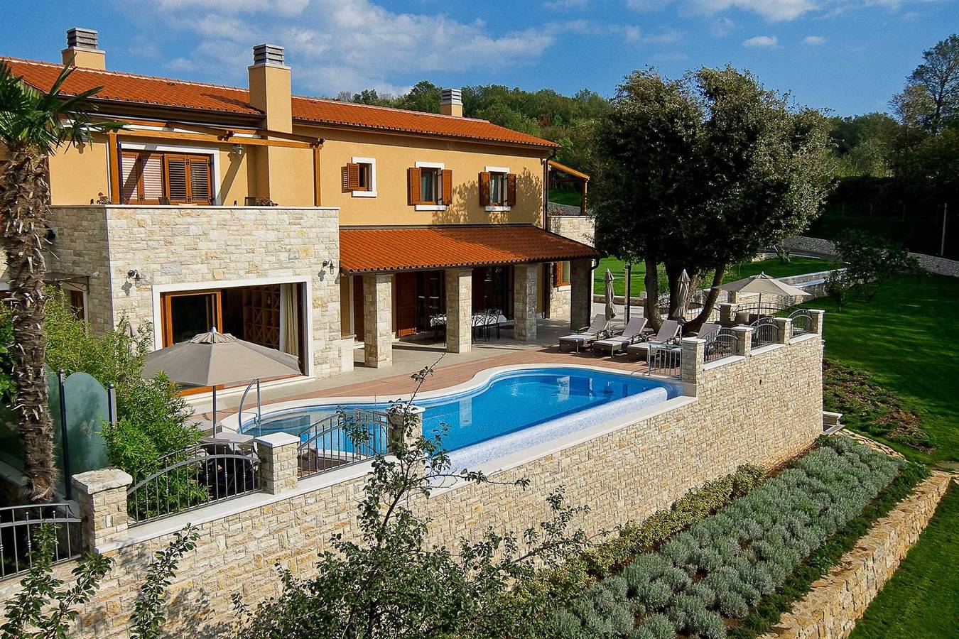 Casa vacanza a Albona a partire da 416€ a notte