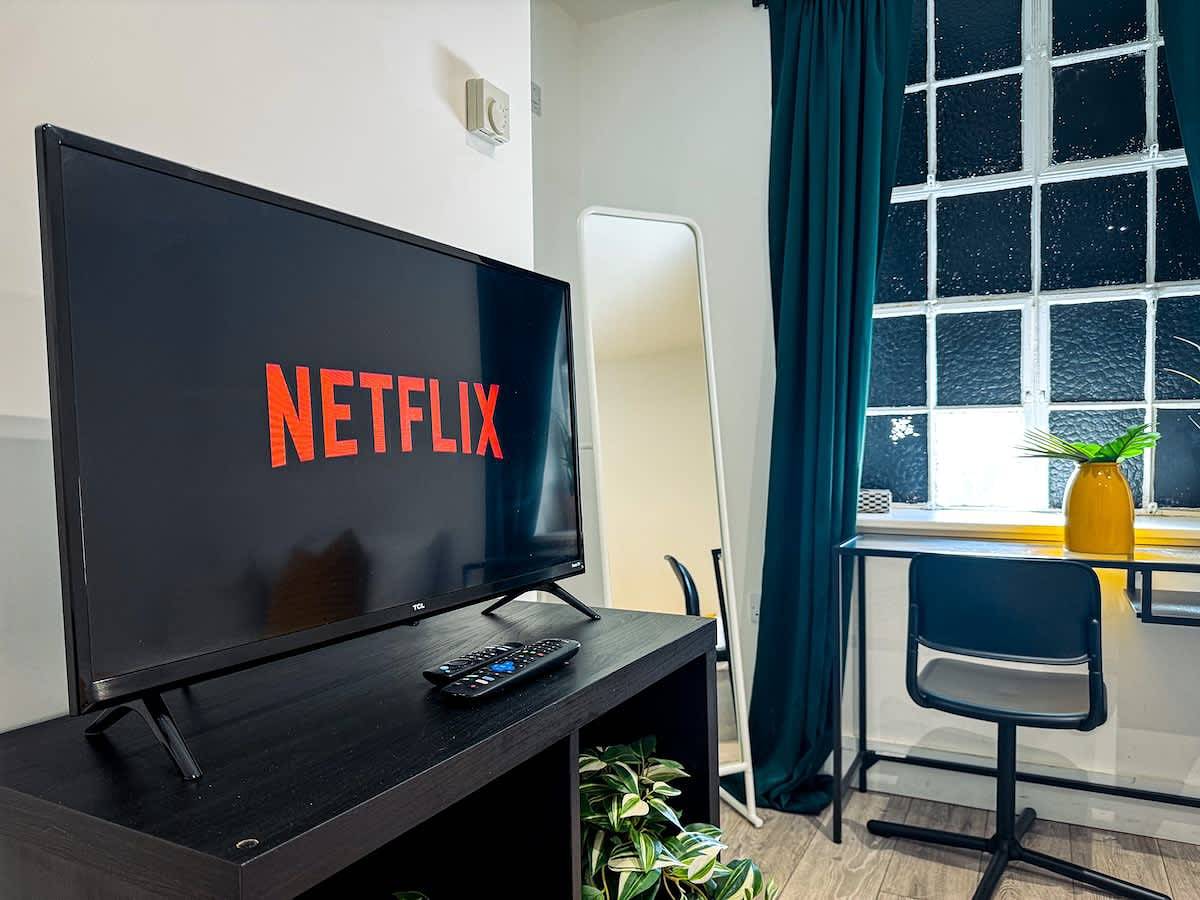 Entire apartment, Charming 1-Bed Flat | Steps from Maidstone High St in Kent