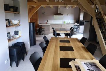Maison de campagne pour 14 personnes, avec balcon à Mont-Saxonnex