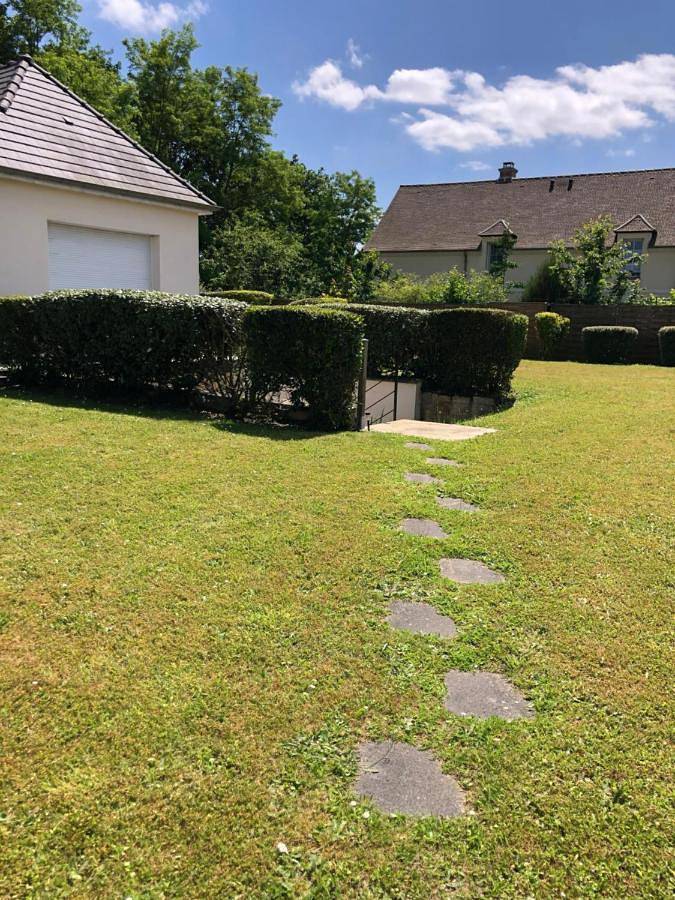 Gîte pour 2 personnes, avec Terrasse à Luzarches