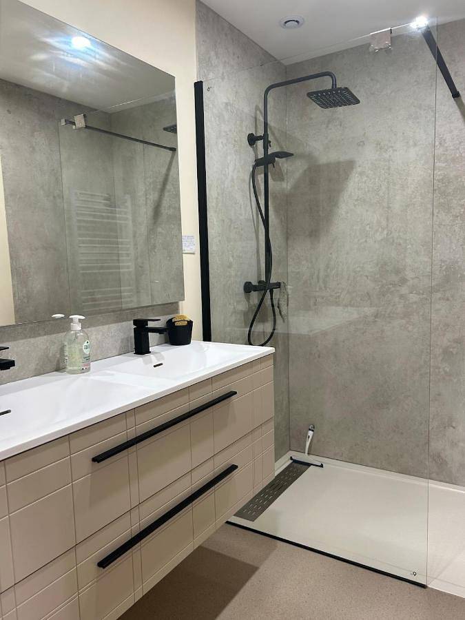 Location de vacances pour 8 personnes, avec vue à Pierrefitte-Nestalas - 2