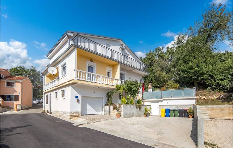 Ferienhaus für 12 Personen, mit Terrasse, mit Haustier in Crikvenica