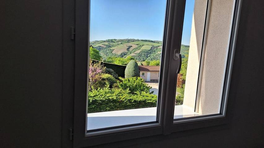 Gîte pour 2 personnes, avec terrasse et vue dans Saint-Romain-en-Gal - 3
