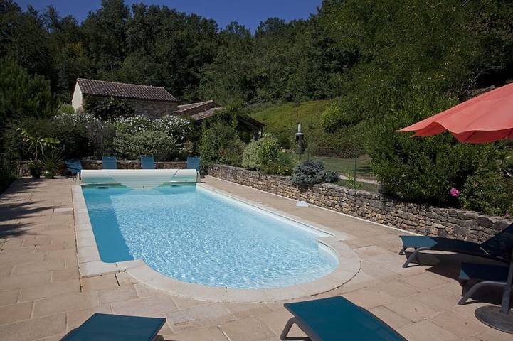 Location de vacances pour 8 personnes, avec terrasse et jardin à Marsalès