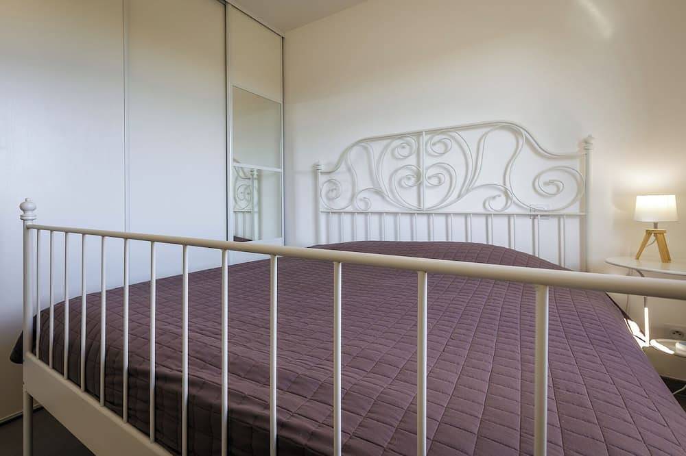 Casa de vacaciones moderna y lujosa en el sur de Francia con su propia piscina privada. in Pujols, Región de Villeneuve-sur-Lot