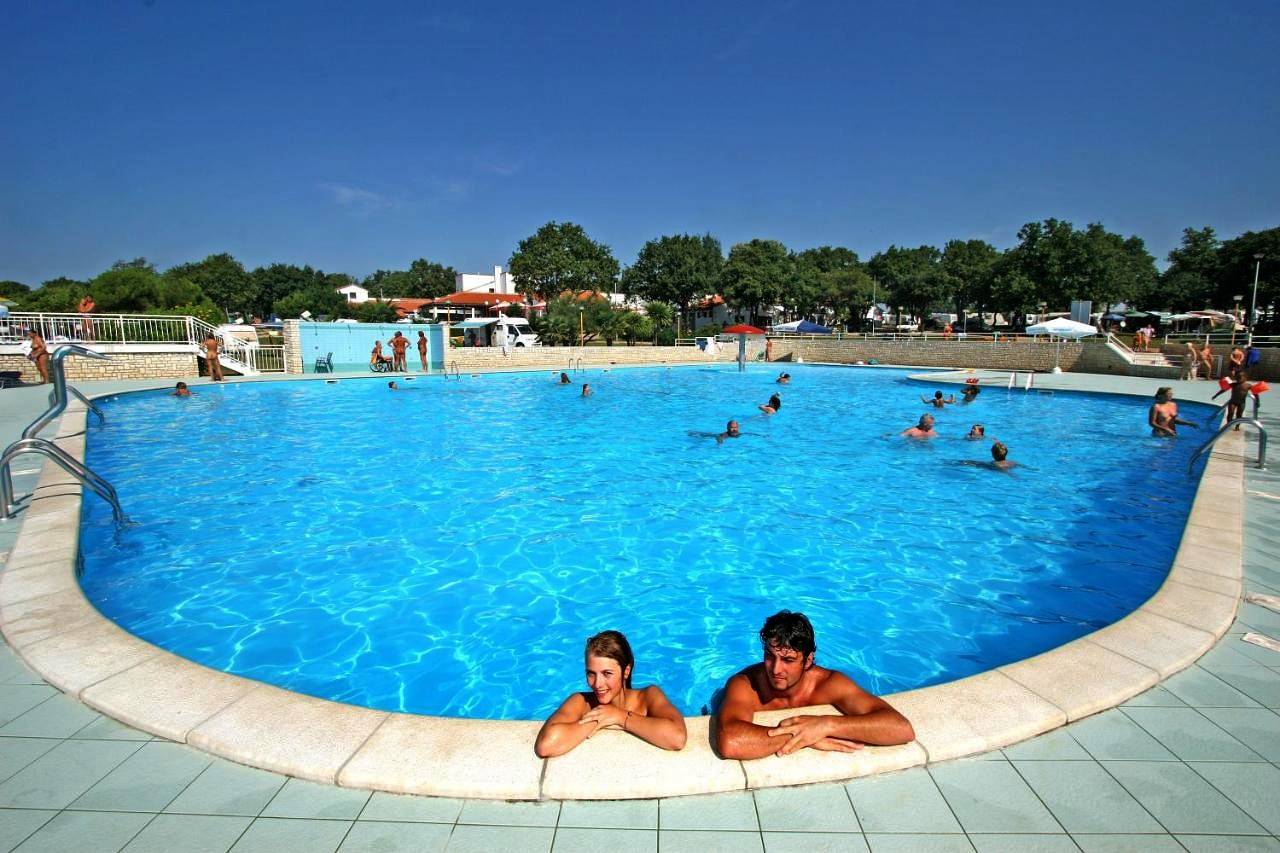 Easyatent Fkk Safari tent Ulika Naturist - clothes free in Červar-Porat, Cervar