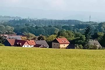Ferienwohnung für 6 Personen, mit Garten und Balkon in Meißner