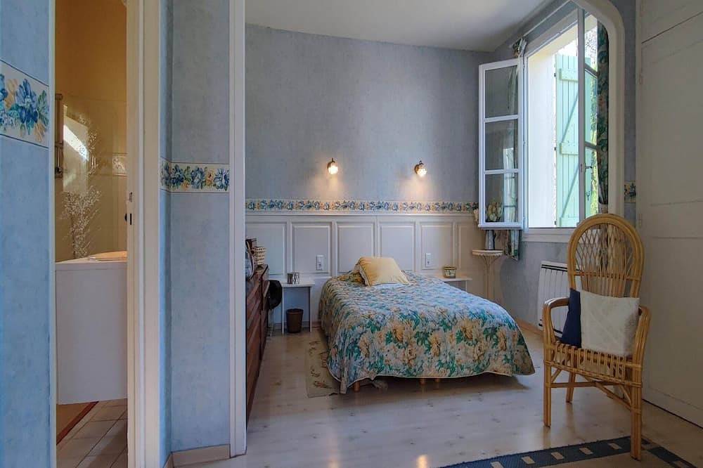 Beautiful domaine with private pool and park in Cazouls-lès-Béziers, Béziers region