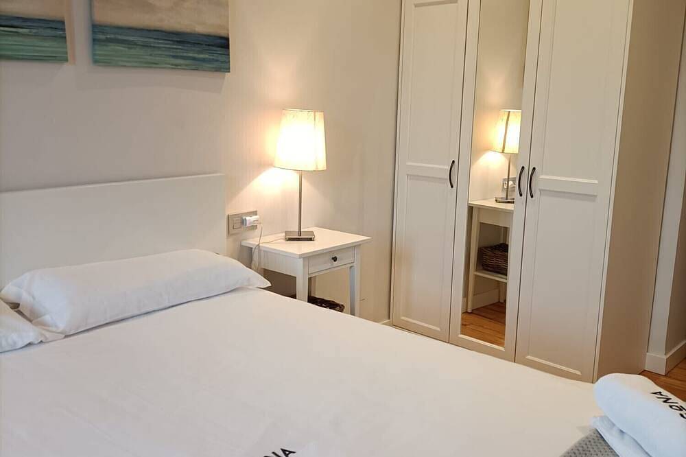Ganze Wohnung, Apartment Herrikobarra 2 - in the center 500m from the beach in Zarautz, Baskische Küste (Spanien)