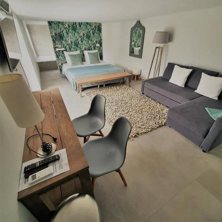 Chambre d’hôte pour 3 personnes, avec piscine et vue ainsi que jardin et vue sur le lac à Altea - 3