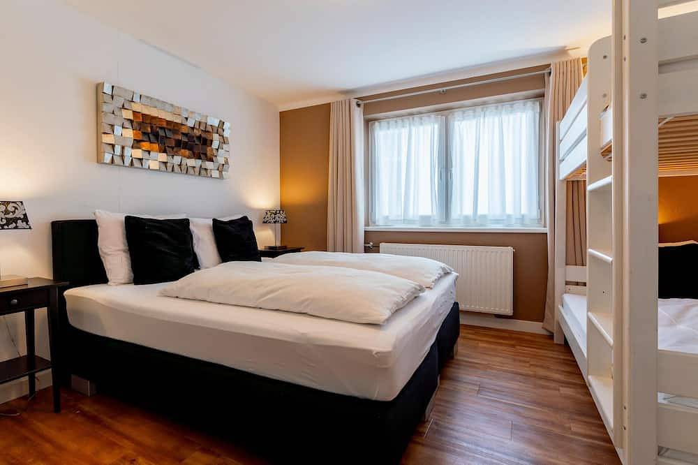 High-quality chalet near the centre with sauna in Saalbach, Saalbach-Hinterglemm
