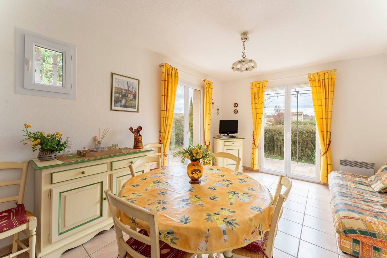 Air-conditioned Villa with Pool in Vaison-la-Romaine, in the Heart of Provence in Vaison-la-Romaine, Parc naturel régional du Mont-Ventoux