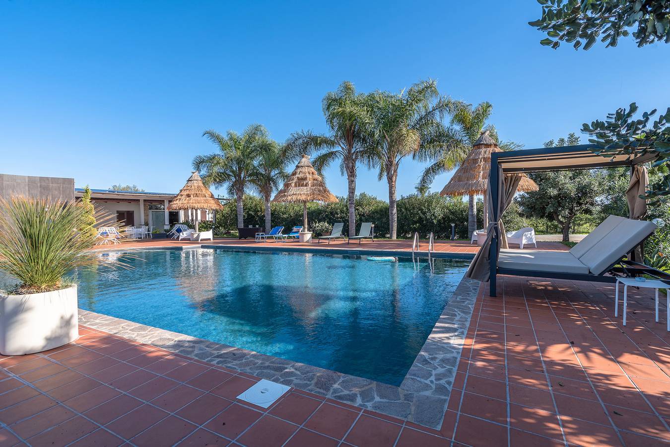 Villa 'Apollonion' mit privatem Pool, Wi-Fi und Klimaanlage in Syrakus, Syrakus Provinz