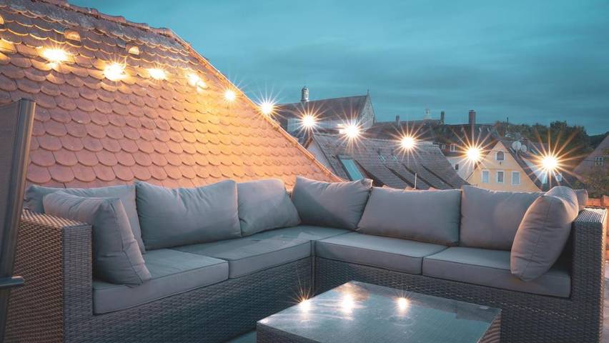 Ferienwohnung für 8 Personen, mit Balkon und Whirlpool sowie Terrasse und Ausblick