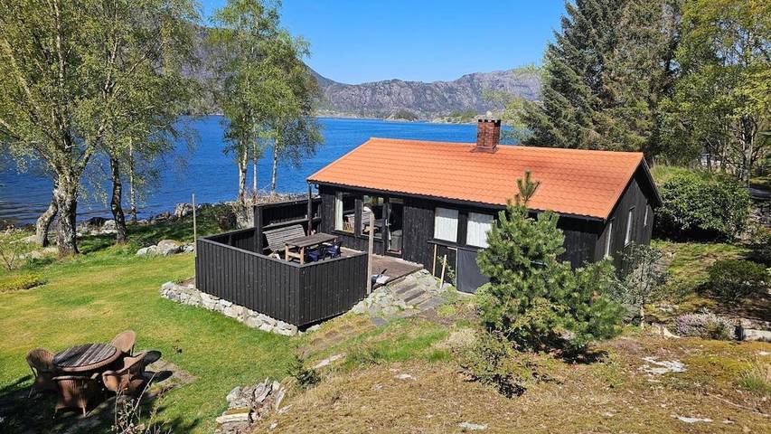 Ferienhaus für 7 Personen, mit Terrasse und Ausblick sowie Garten - 1