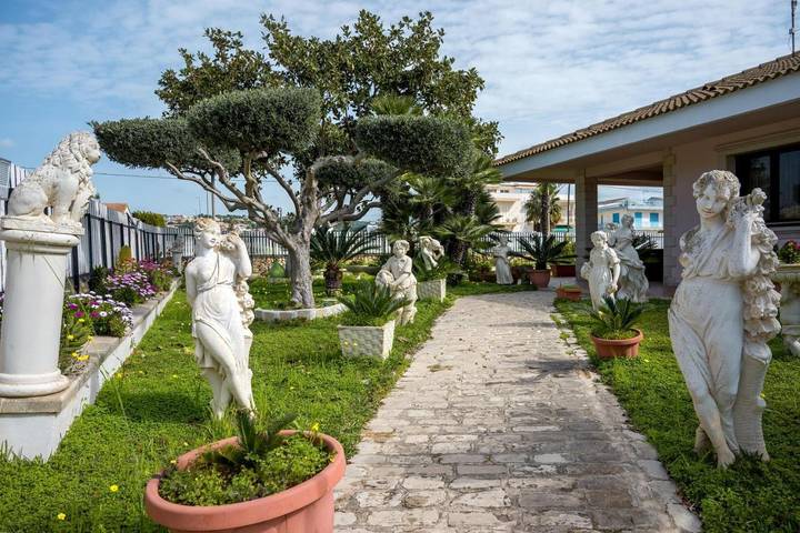 Maison d’hôte pour 4 personnes, avec Terrasse et Jardin à Marina di Ragusa