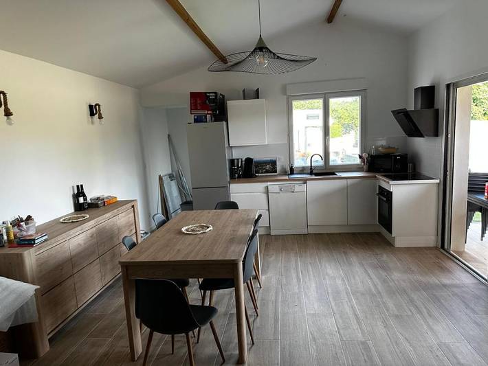 Location de vacances pour 8 personnes, avec jardin et piscine à Chandolas - 3