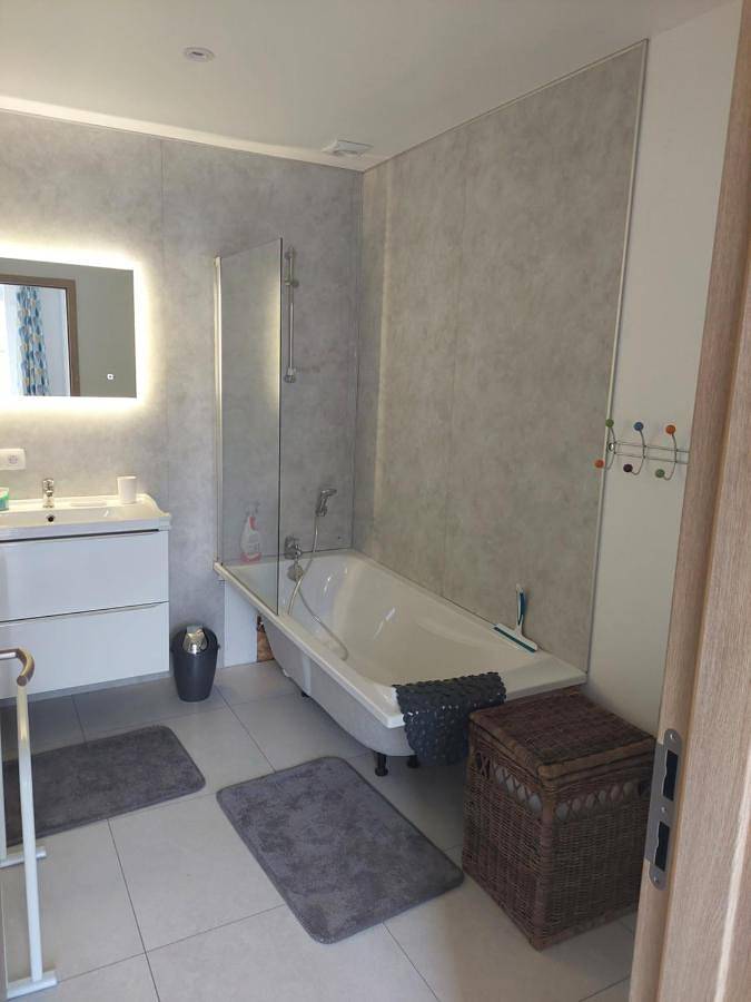 Location de vacances pour 7 personnes, avec jardin et terrasse à Rully - 2